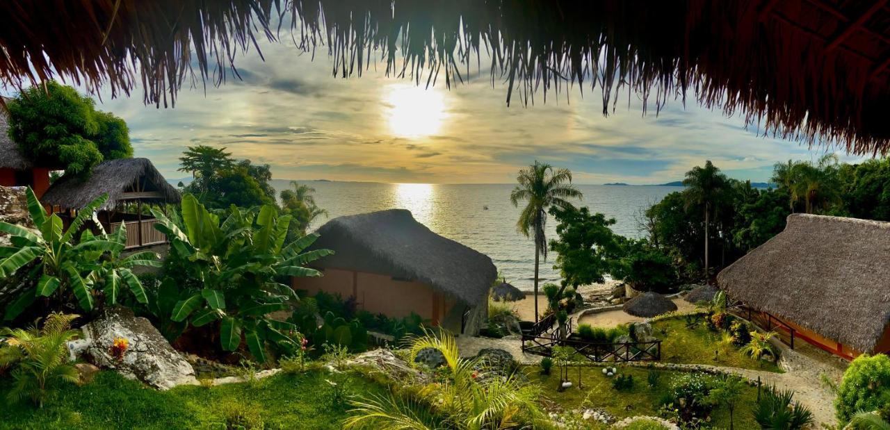 Veronika Resort Nosy Komba Exterior foto